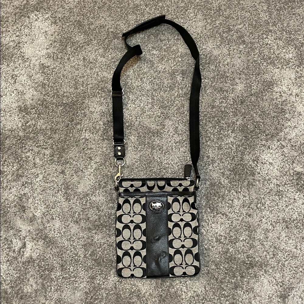 GC Coach Signature Black and Grey Cross Body Bag